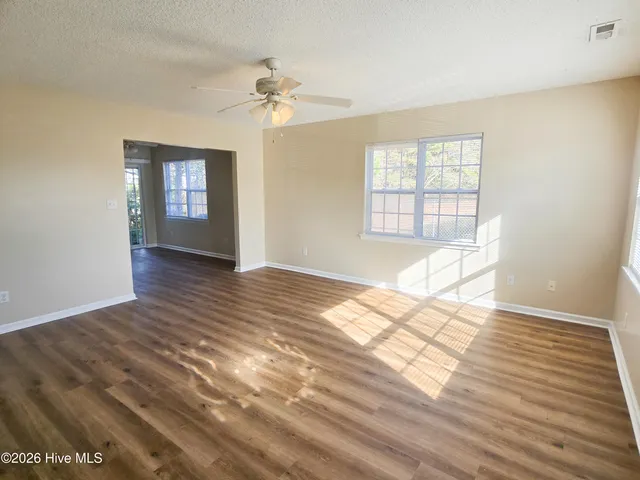 $1,400 | 15 Pirates Cove Drive, Swansboro, NC 28584