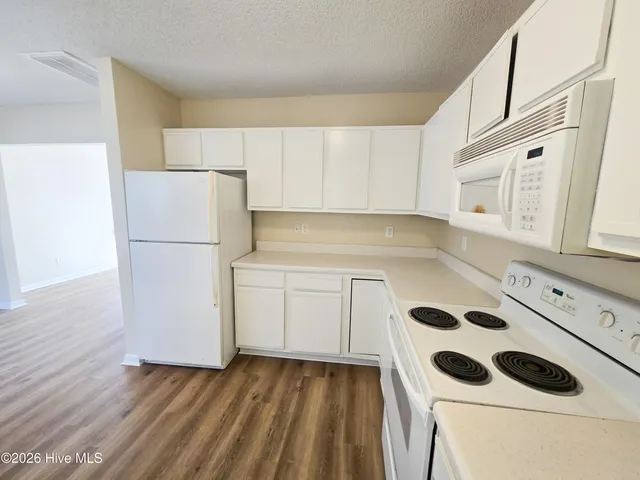 $1,400 | 15 Pirates Cove Drive, Swansboro, NC 28584