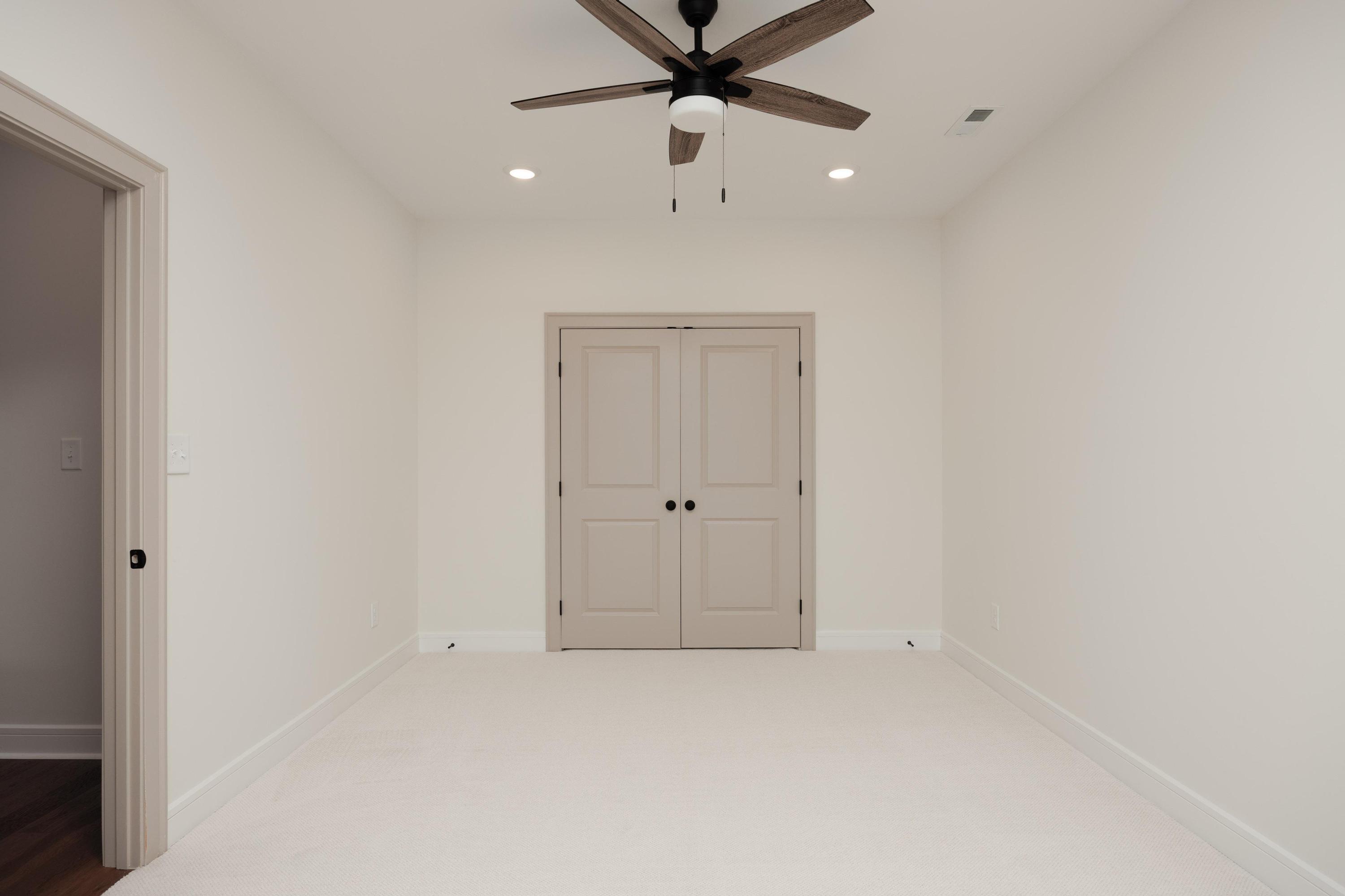 6354 Dharma Loop Chattanooga, TN 37412 - Photo 32 of 34 2023_08_August_6354_Dharma_Loop_0032