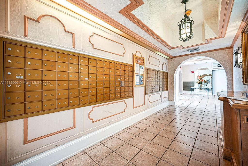 18041 Biscayne Boulevard, Unit 1201 Aventura, FL 33160 - Photo 28 of 42