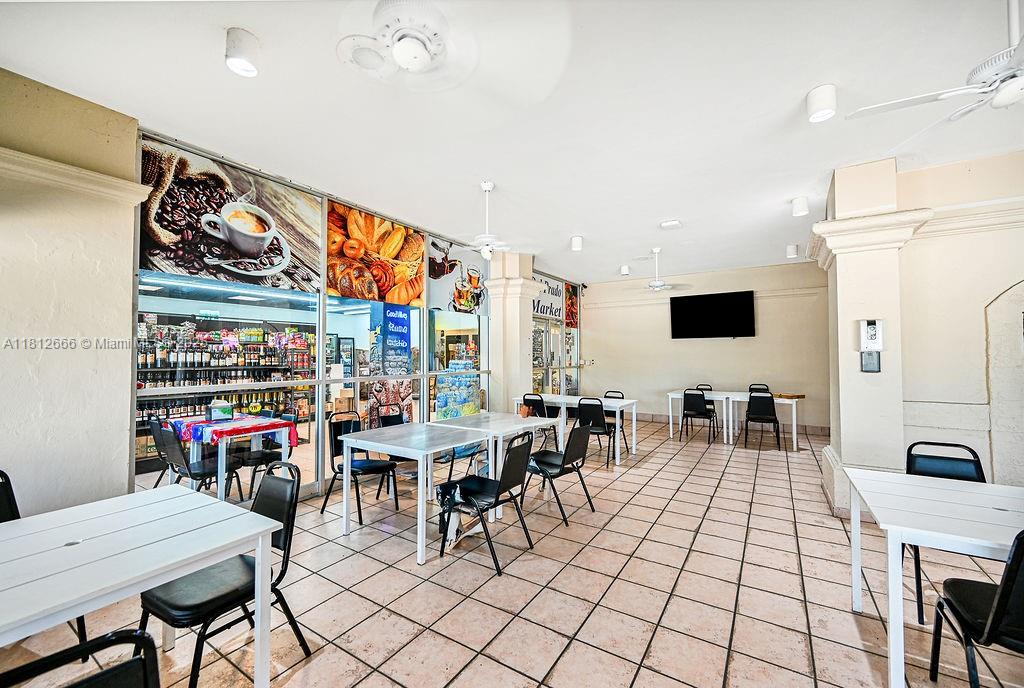 18041 Biscayne Boulevard, Unit 1201 Aventura, FL 33160 - Photo 30 of 42