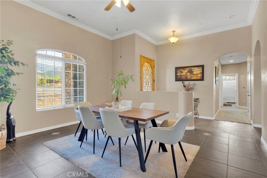 1030 Elsinore Road Pinon Hills, CA 92372 - Photo 5 of 75