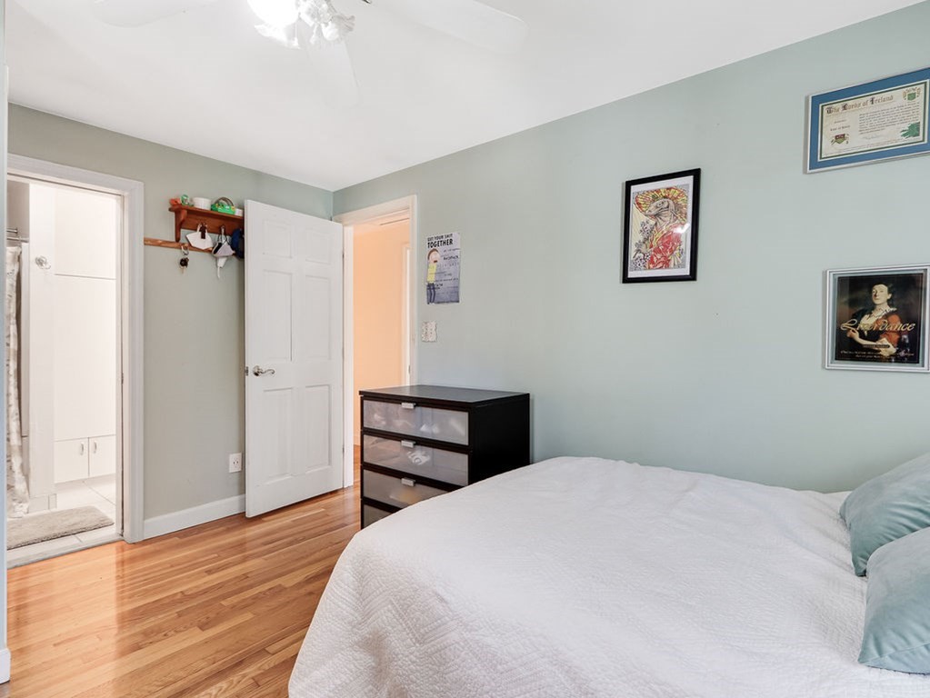 83 Henderson Needham, MA 02492 - Photo 14 of 25