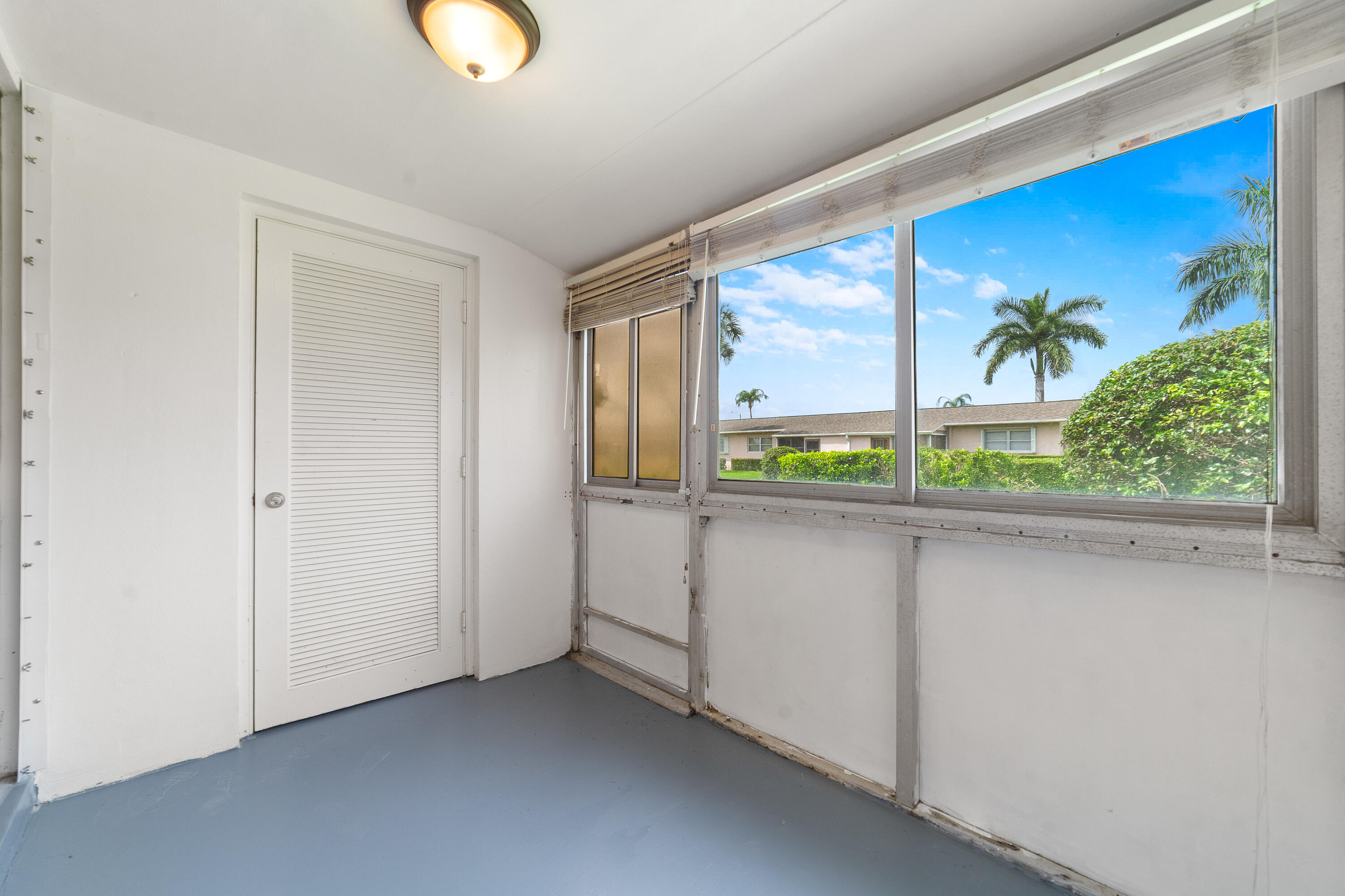 2567 Dudley Drive West, Unit F West Palm Beach, FL 33415 - Photo 28 of 41