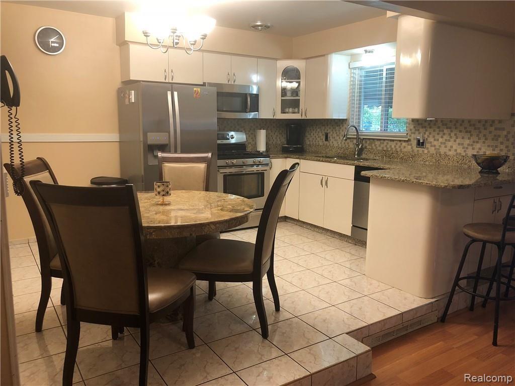 25220 Rubin Road Warren, MI 48089 - Photo 5 of 26