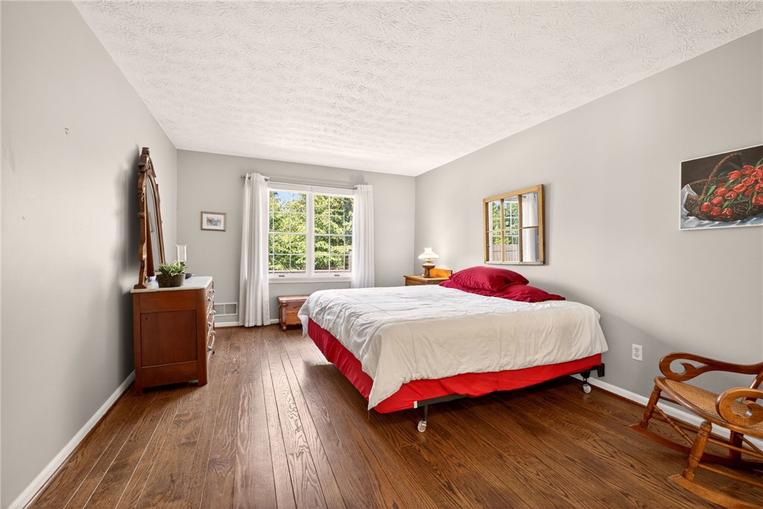 2 Montpelier Circle Brighton, NY 14618 - Photo 23 of 41