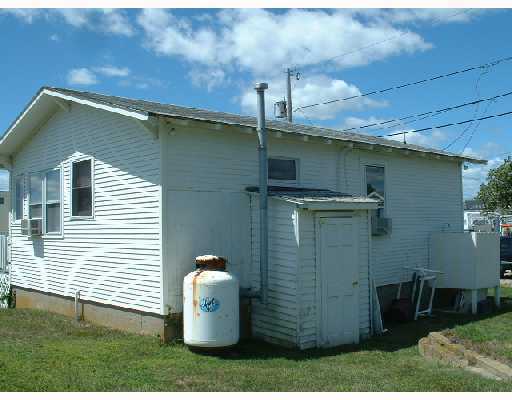 31 Offshore Road Narragansett, RI 02882 - Photo 2 of 8 Exterior Back.