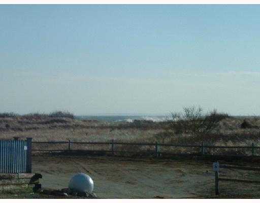 31 Offshore Road Narragansett, RI 02882 - Photo 6 of 8 View.