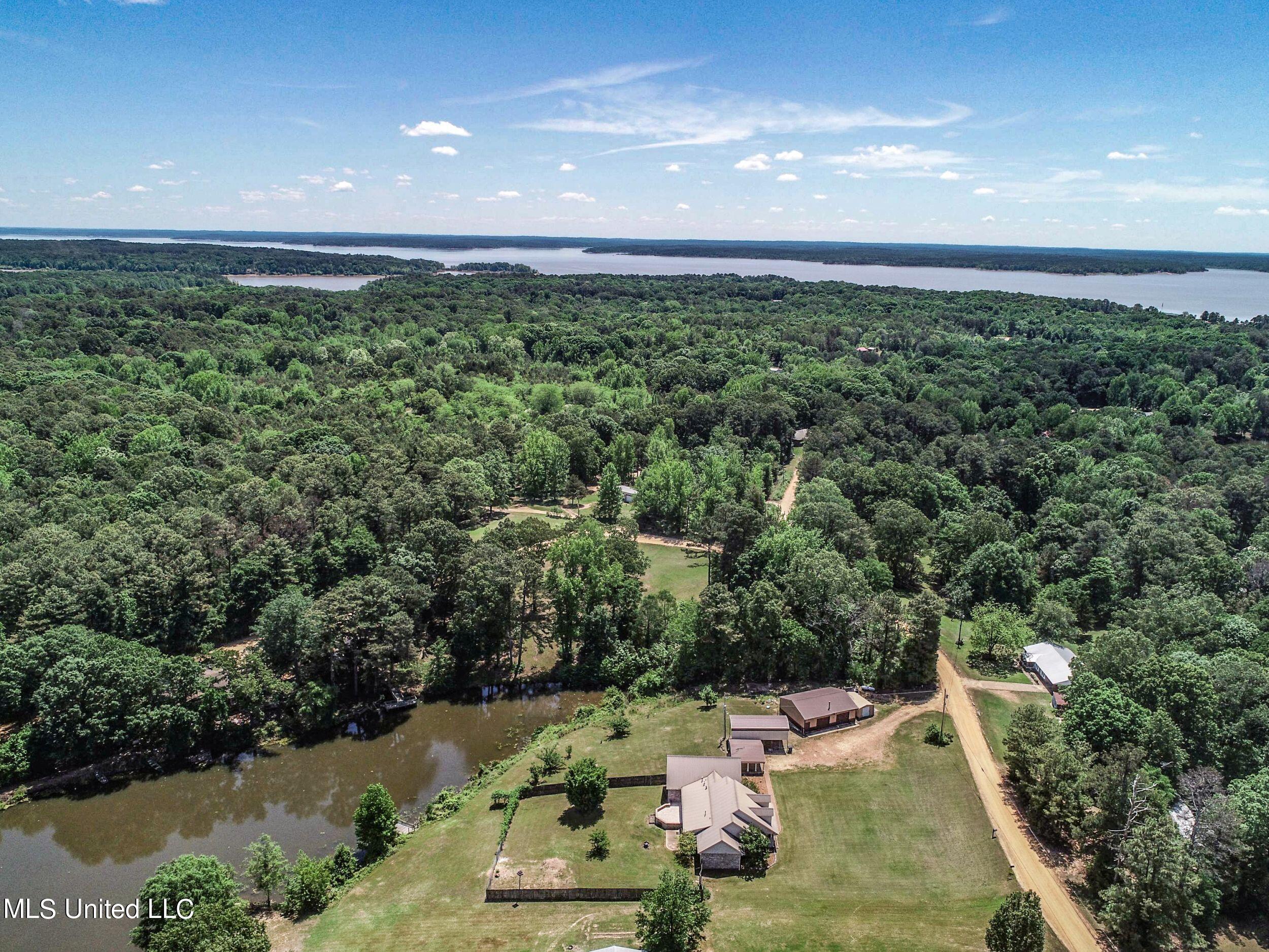 297 Ridge Crest Drive Pope, MS 38658 - Photo 3 of 114 c297rc1