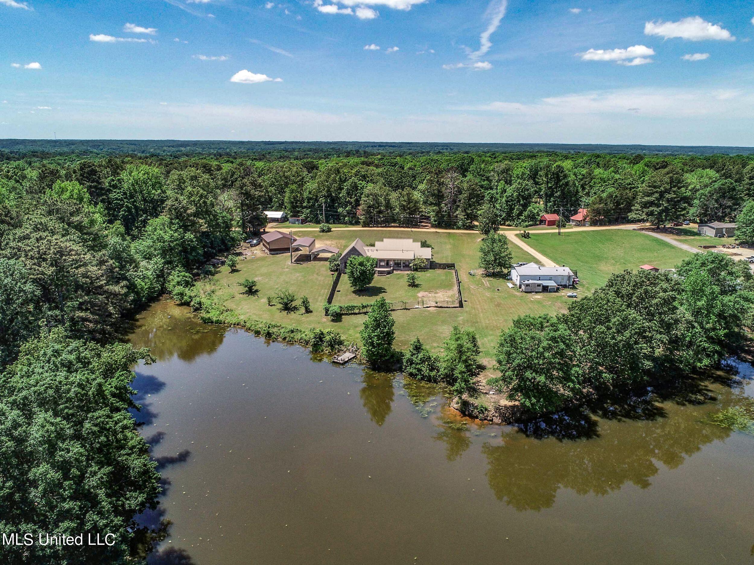 297 Ridge Crest Drive Pope, MS 38658 - Photo 7 of 114 c297rc9