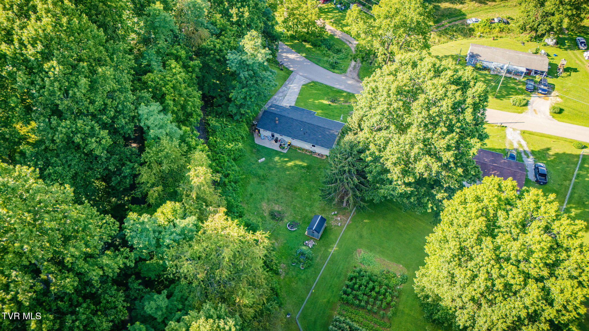 20066 Haskell Station Road Bristol, VA 24202 - Photo 28 of 31 103