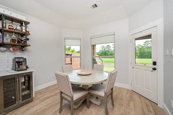 $2,995 | 22918 Dale River Road, Tomball, TX 77375