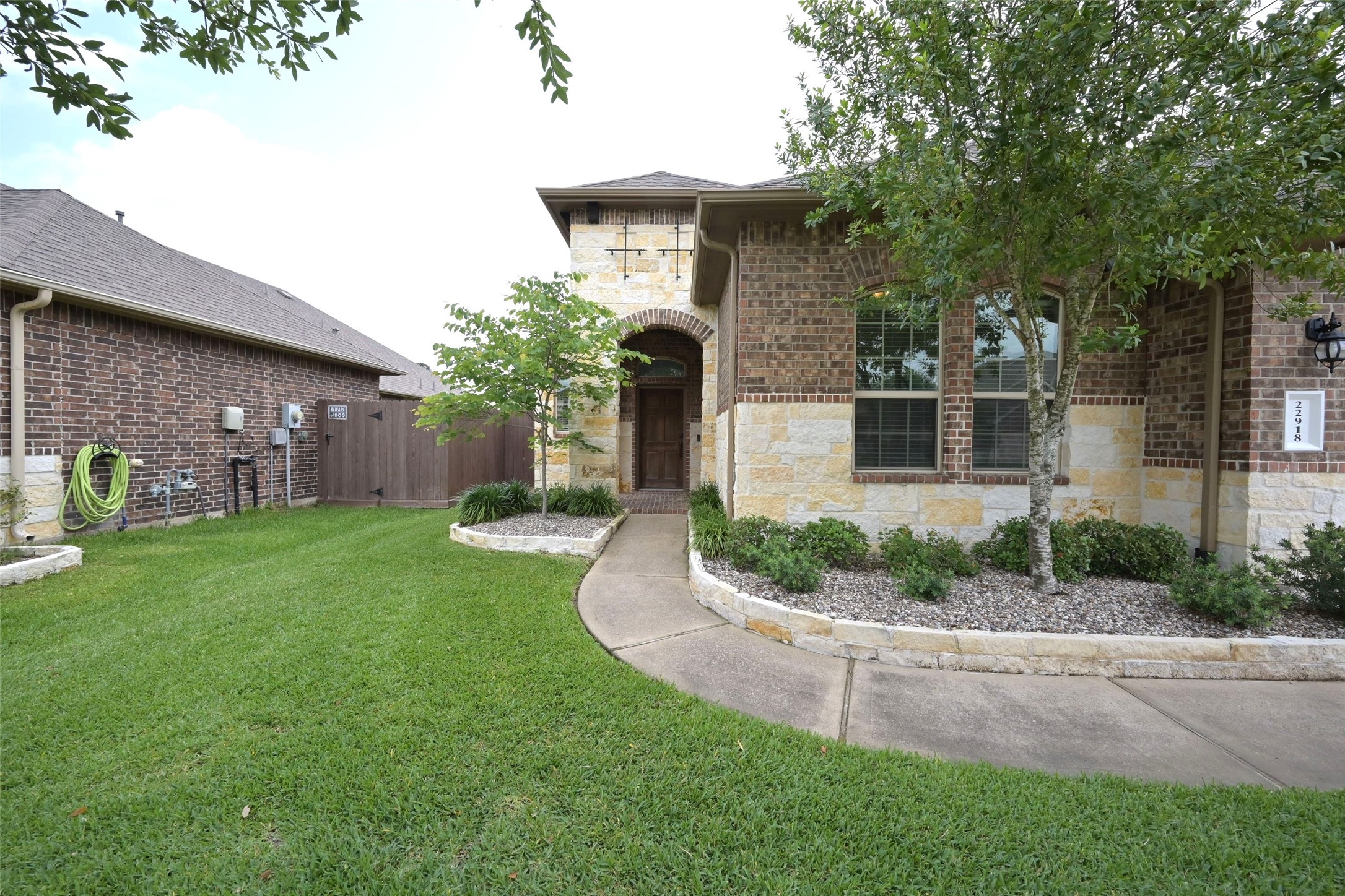 22918 Dale River Road Tomball, TX 77375 - Photo 3 of 38