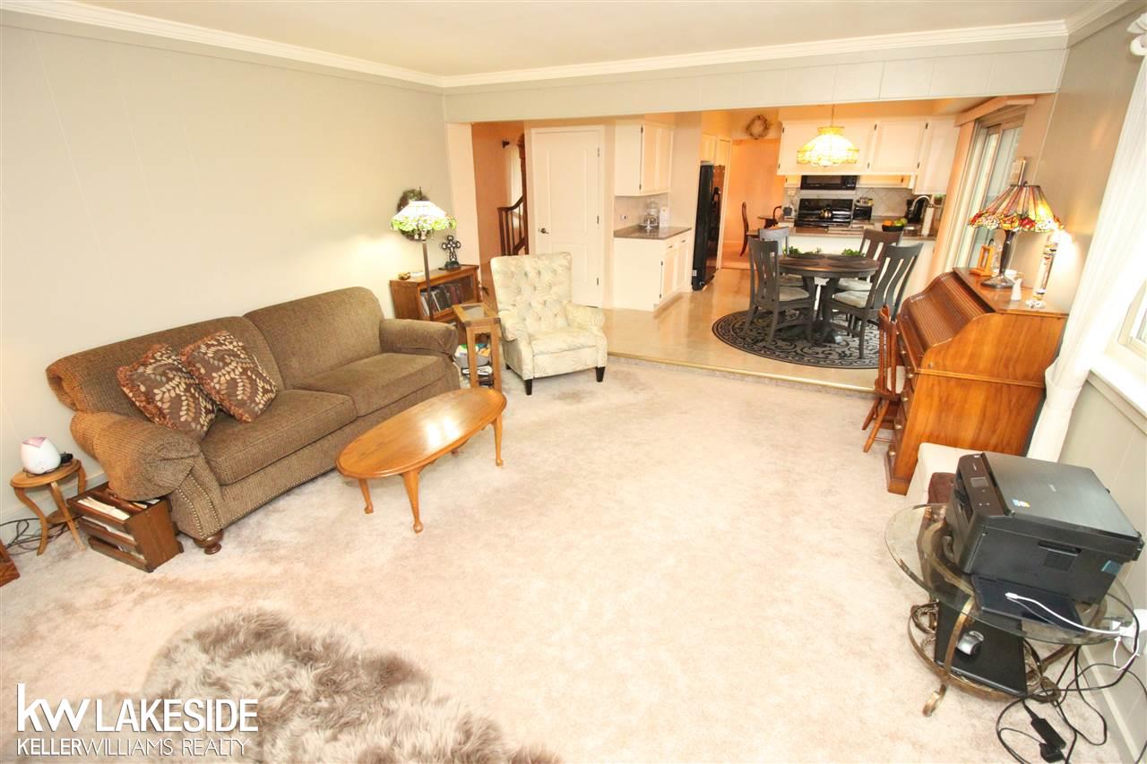 47725 Concord Road Macomb, MI 48044 - Photo 11 of 34 31342048-10.JPG