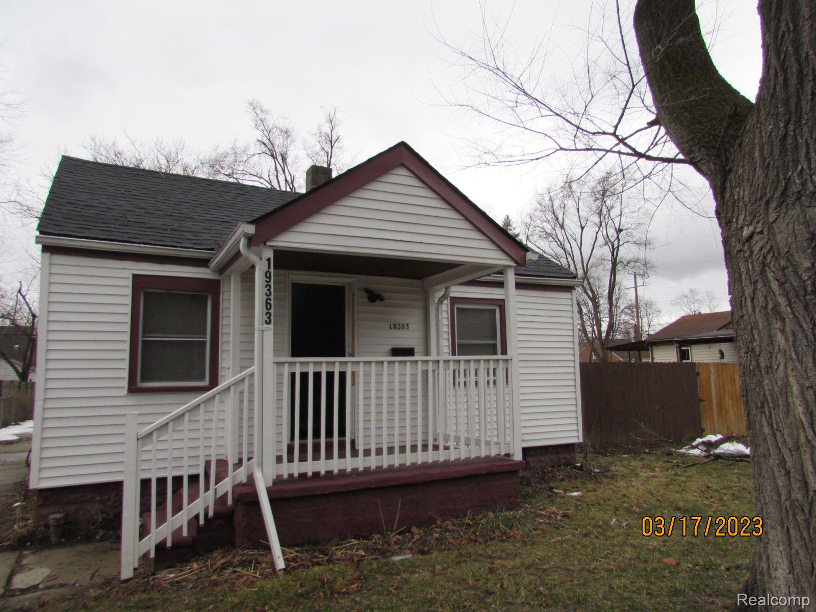 19363 Huntington Road Detroit, MI 48219 - Photo 1 of 27 Gallery Image 1