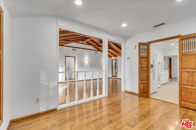 $6,450 | 5500 Colbath Avenue, Sherman Oaks, CA 91401