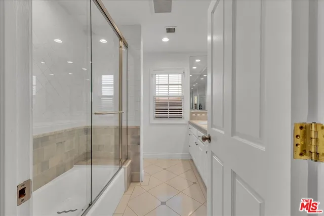 $6,450 | 5500 Colbath Avenue, Sherman Oaks, CA 91401