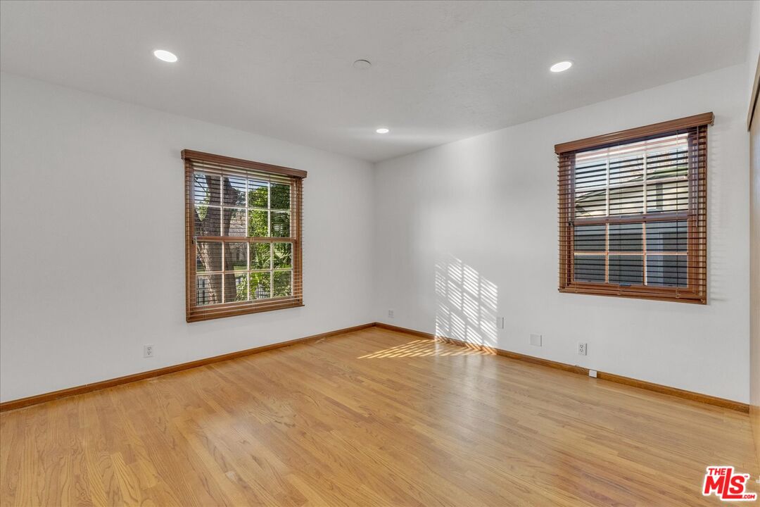 5500 Colbath Avenue Sherman Oaks, CA 91401 - Photo 43 of 54