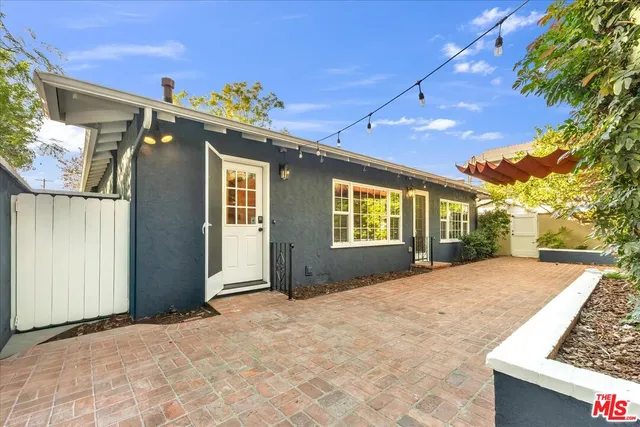 $6,450 | 5500 Colbath Avenue, Sherman Oaks, CA 91401