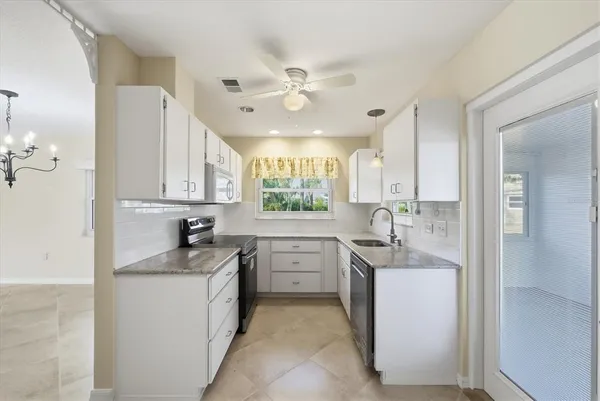 $360,000 | 621 Fair Winds Drive, Unit 621, Nokomis, FL 34275