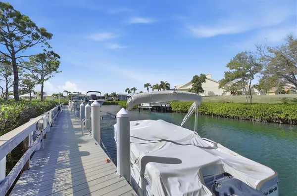 $360,000 | 621 Fair Winds Drive, Unit 621, Nokomis, FL 34275