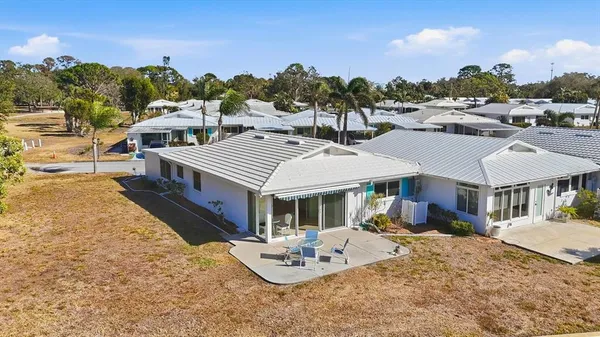 $360,000 | 621 Fair Winds Drive, Unit 621, Nokomis, FL 34275