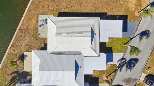 $360,000 | 621 Fair Winds Drive, Unit 621, Nokomis, FL 34275