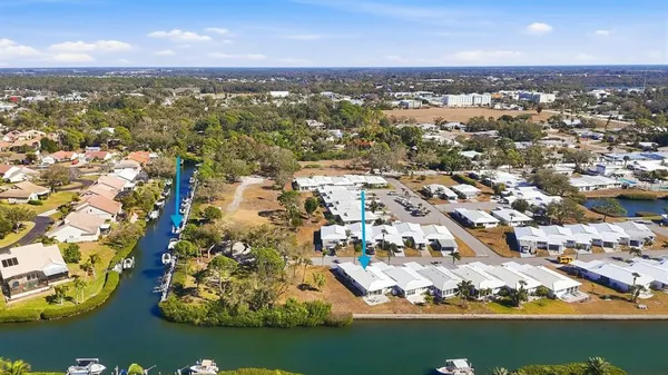 $360,000 | 621 Fair Winds Drive, Unit 621, Nokomis, FL 34275