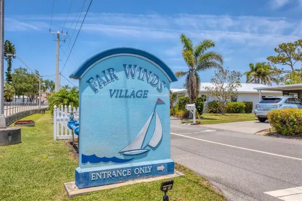 $360,000 | 621 Fair Winds Drive, Unit 621, Nokomis, FL 34275