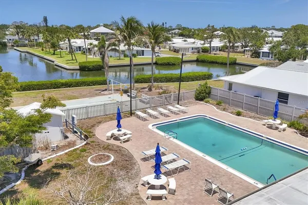 $360,000 | 621 Fair Winds Drive, Unit 621, Nokomis, FL 34275