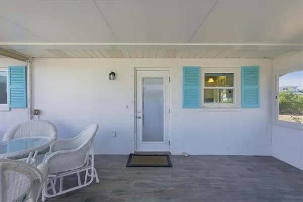 $360,000 | 621 Fair Winds Drive, Unit 621, Nokomis, FL 34275