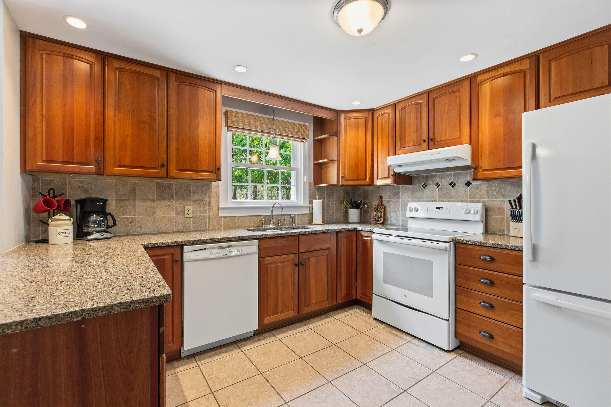 200 Millstone Road Brewster, MA 02631 - Photo 7 of 62 200MillstoneRd-29