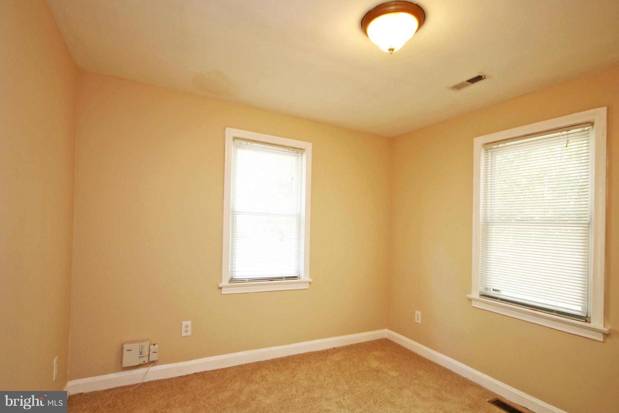 14308 South Springfield Road Brandywine, MD 20613 - Photo 13 of 26 Bedroom 3