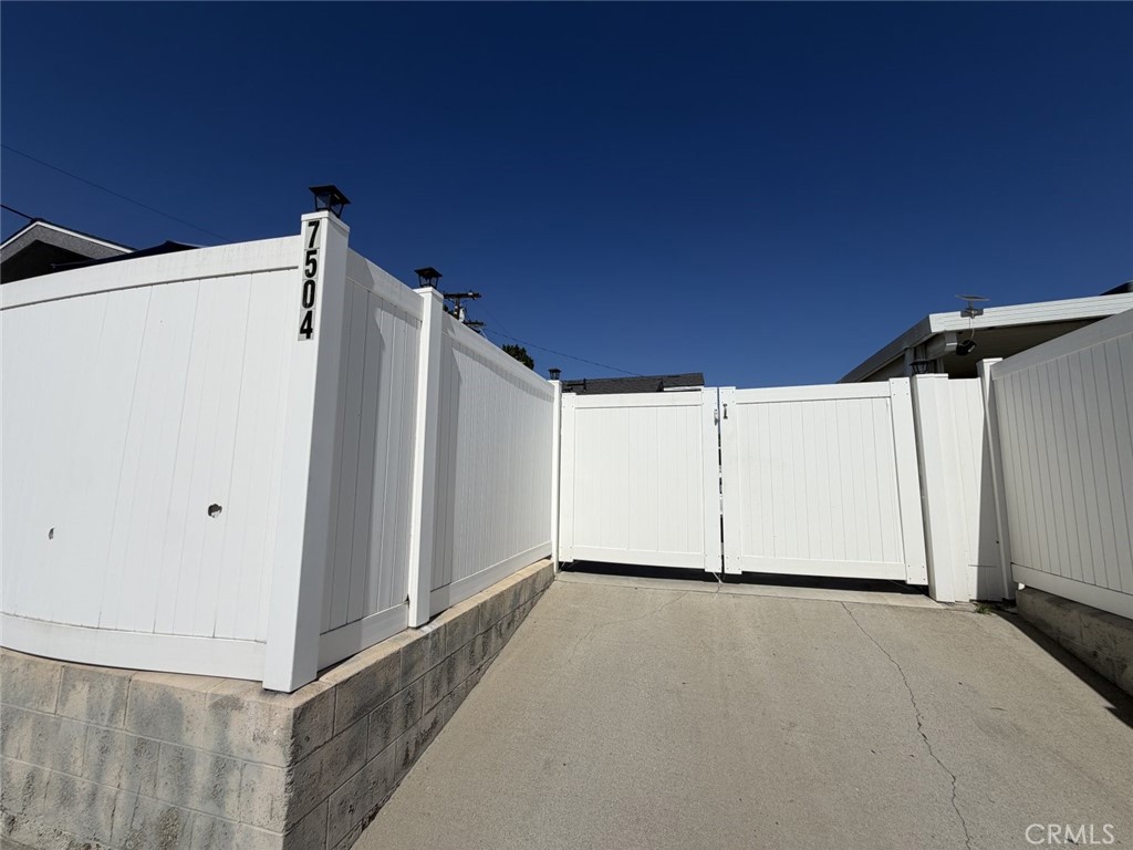 7502 North Hollywood Way Burbank, CA 91504 - Photo 10 of 10