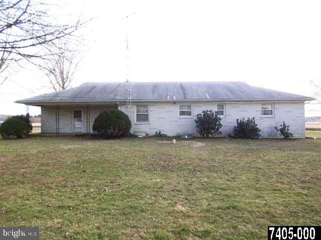 945 Stonewood Road York, PA 17402 - Photo 21 of 25 Gallery Image 21