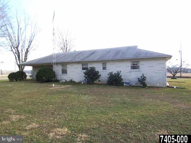 945 Stonewood Road York, PA 17402 - Photo 22 of 25 Gallery Image 22