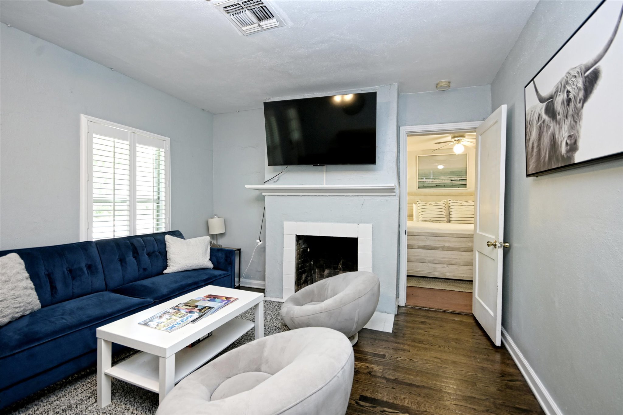 3409 Banton Road Austin, TX 78722 - Photo 2 of 31