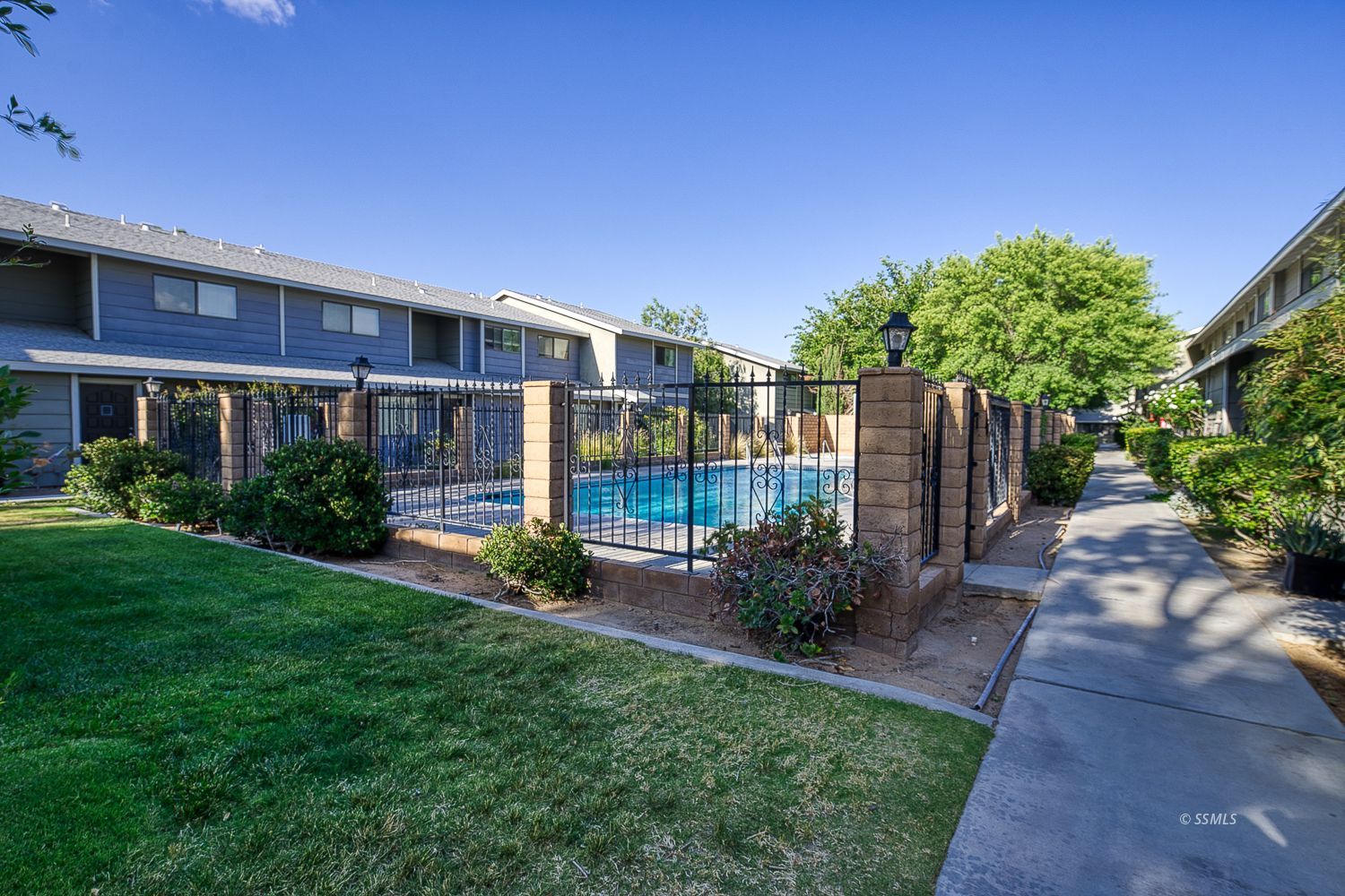 241 East Upjohn Avenue Ridgecrest, CA 93555 - Photo 27 of 28