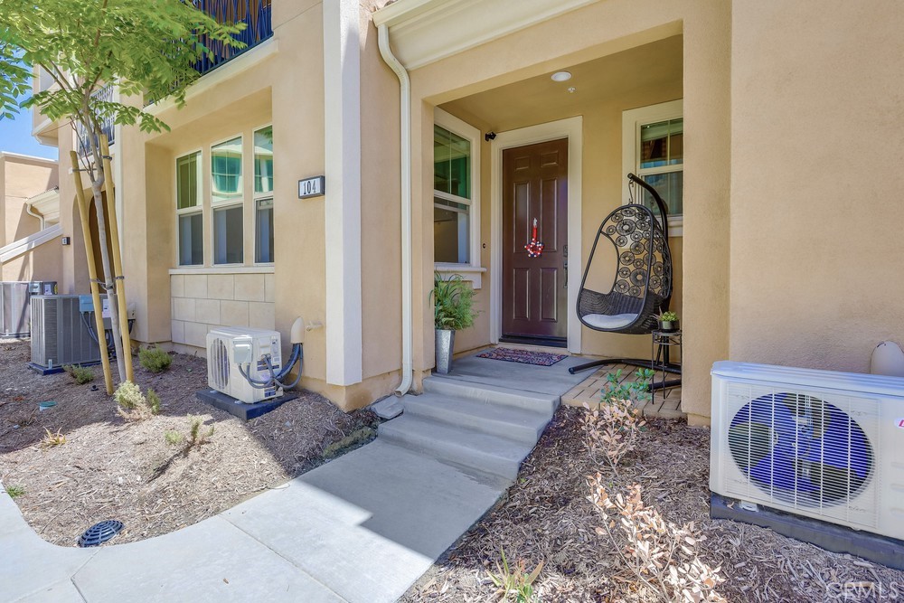 104 Alder Ridge Lake Forest, CA 92610 - Photo 5 of 74