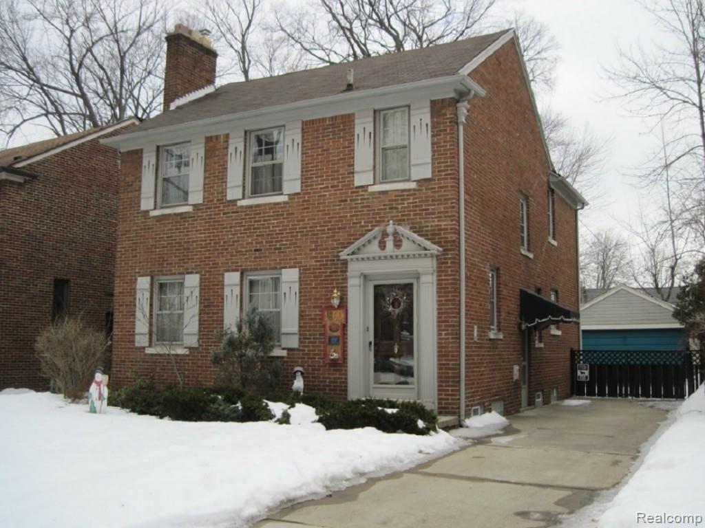 1660 Severn Road Grosse Pointe, MI 48236 - Photo 20 of 20 IMG_2174.jpg