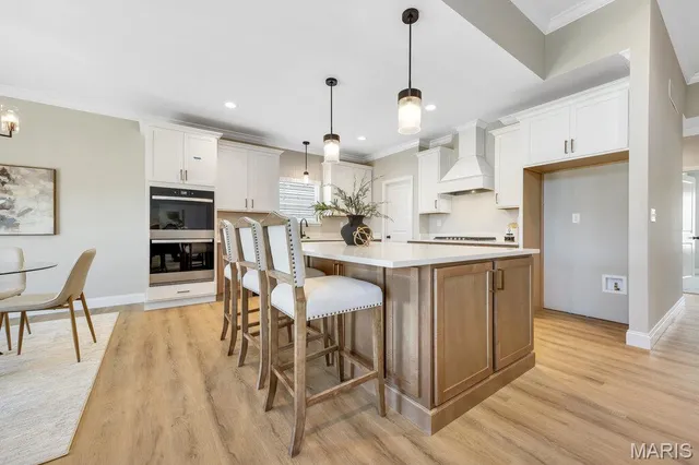 $950,000 | 8 Highland Pl Drive, Wentzville, MO 63385