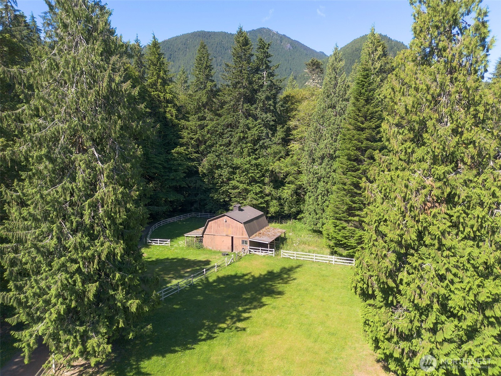 537 Herrick Road Port Angeles, WA 98363 - Photo 29 of 33