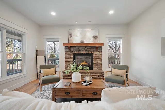 $1,050,000 | 2231 North Parkforest Way, Eagle, ID 83616