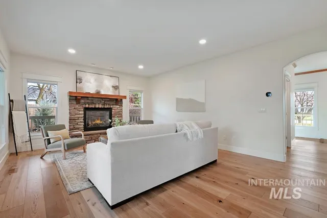 $1,050,000 | 2231 North Parkforest Way, Eagle, ID 83616