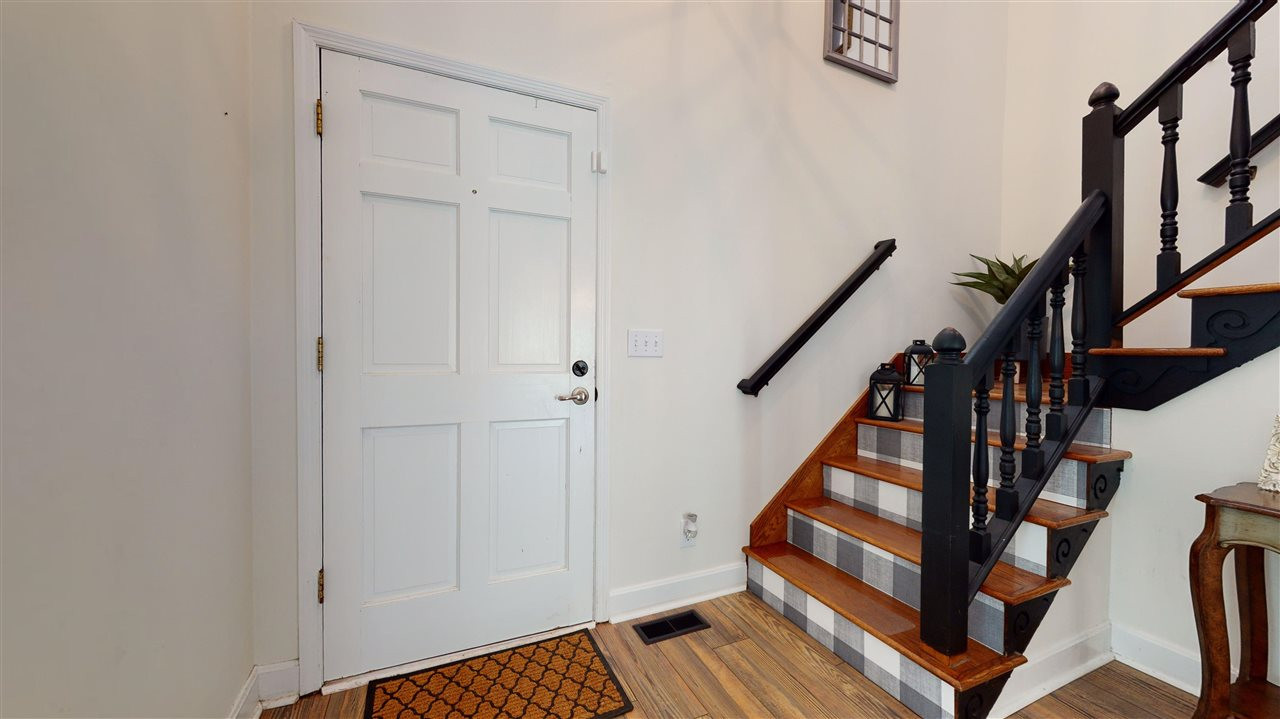 125 Railroad Road Benson, NC 27504 - Photo 8 of 29 Photo 8