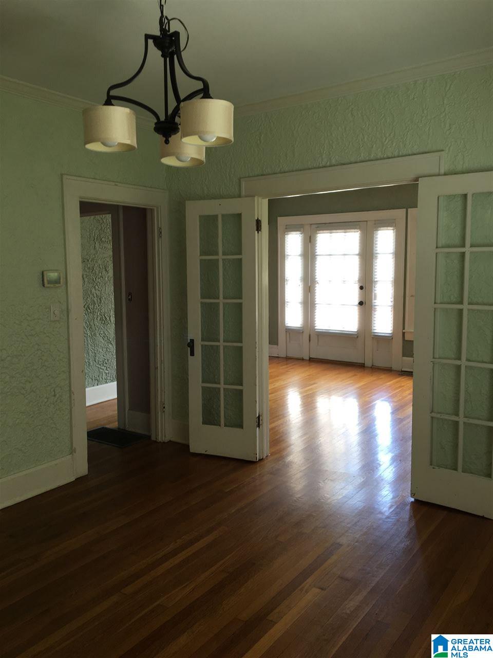 622 46th Street South Birmingham, AL 35222 - Photo 6 of 15