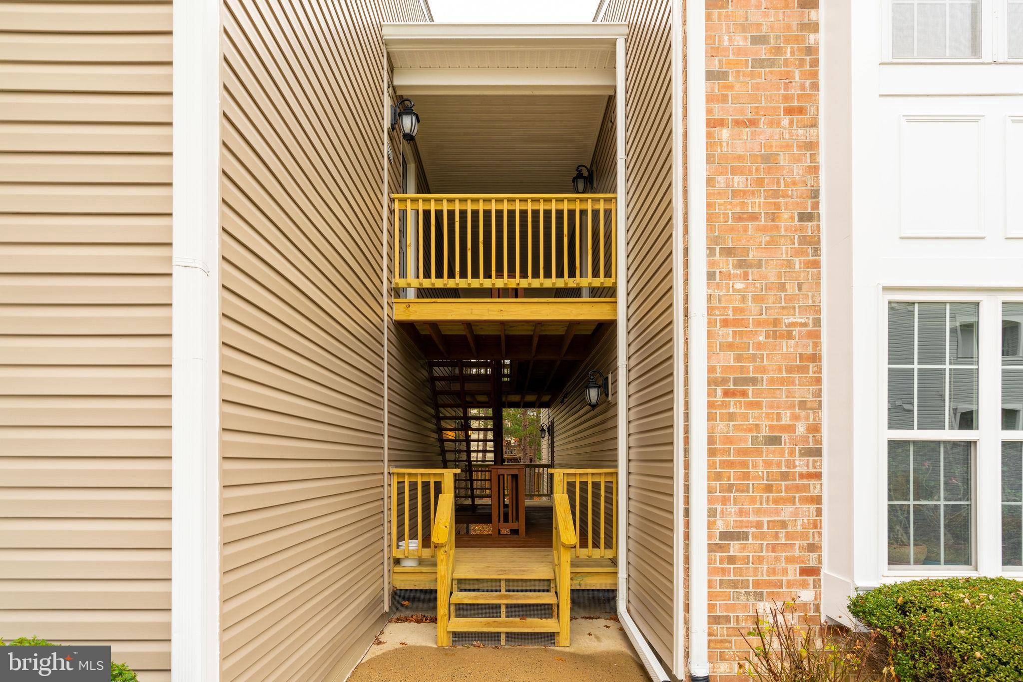 7800 D Harrowgate Circle, Unit 130 Springfield, VA 22152 - Photo 3 of 48 Gallery Image 3