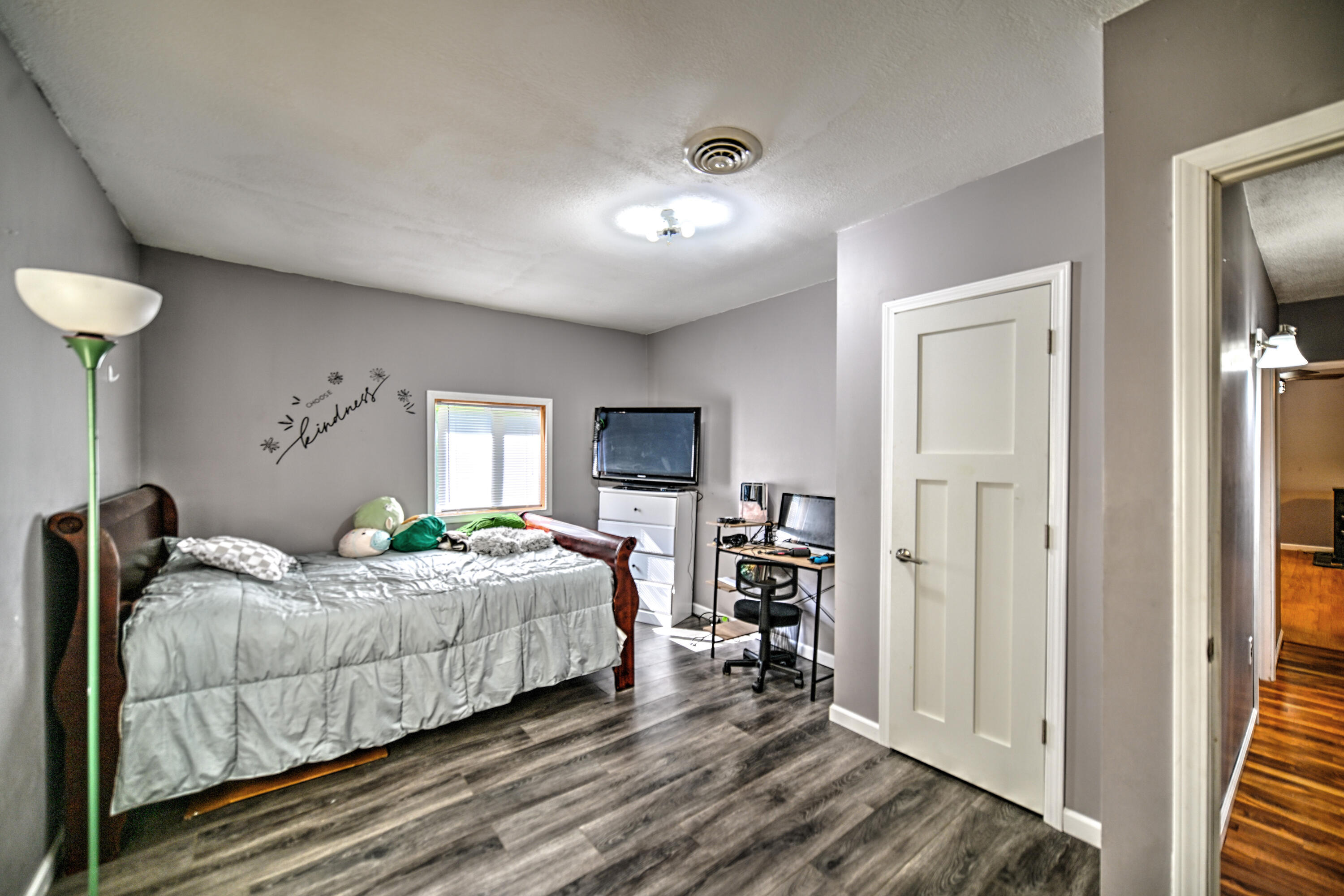 58897 Pine Trail Three Rivers, MI 49093 - Photo 5 of 31 DSC_1036
