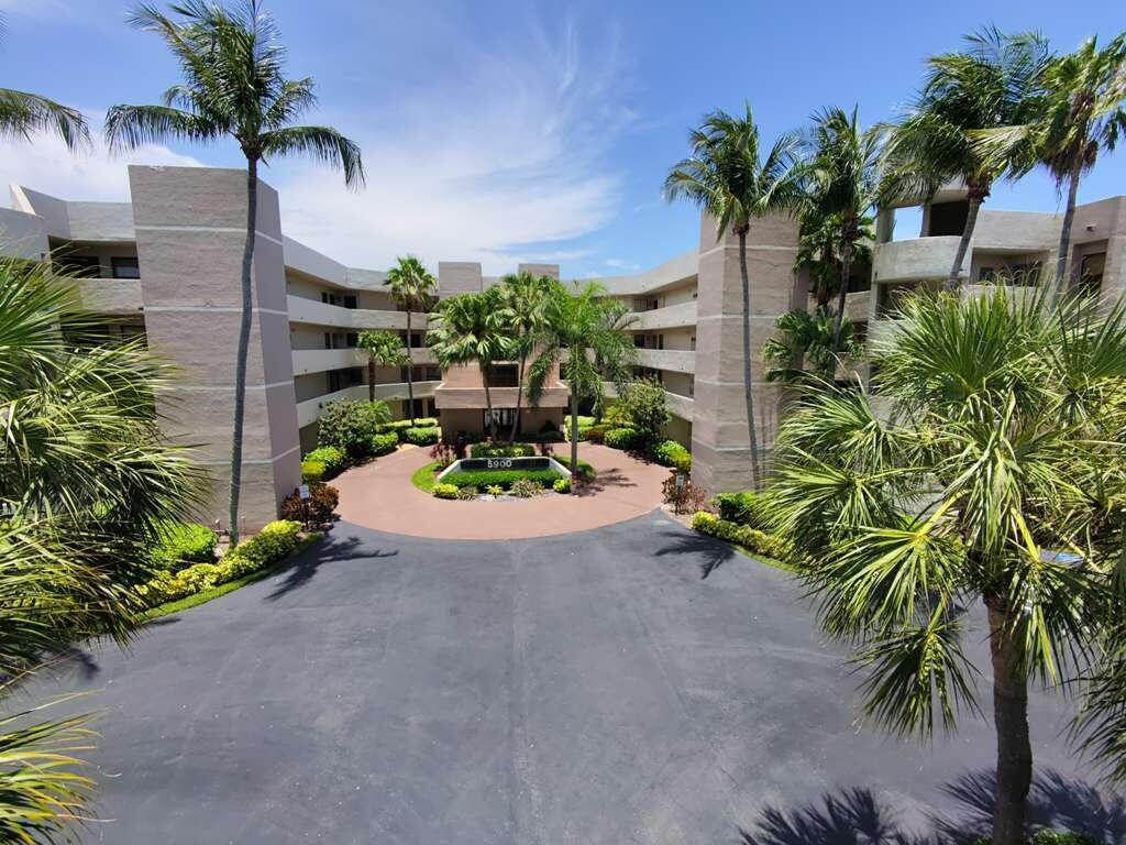 5900 Camino Del Sol, Unit 306 Boca Raton, FL 33433 - Photo 6 of 22 PHOTO-2026-06-25-14-21-27 (1)