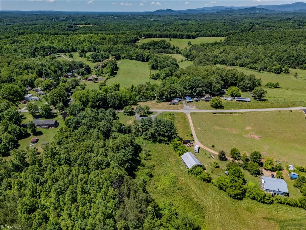 2119 Old Pipers Gap Road Cana, VA 24317 - Photo 40 of 45